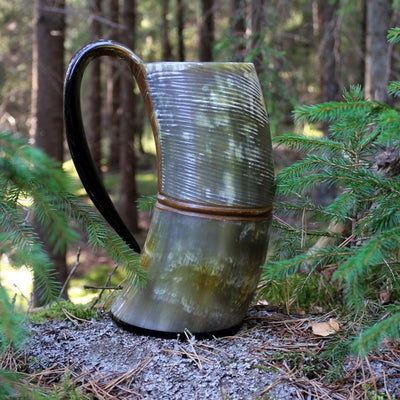 Jarl's Horn Mug, Carved