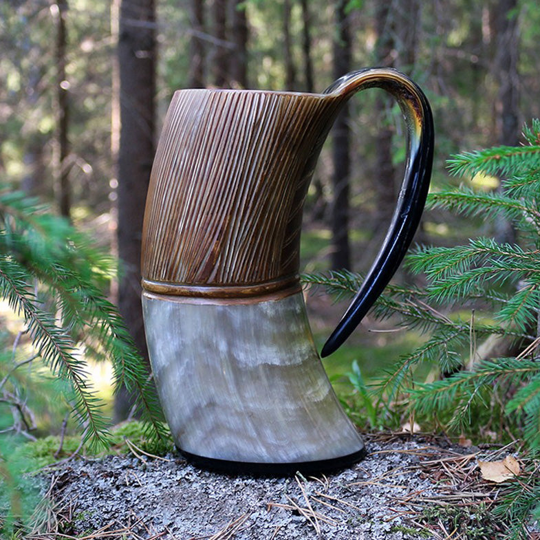 Jarl's Horn Mug, Carved