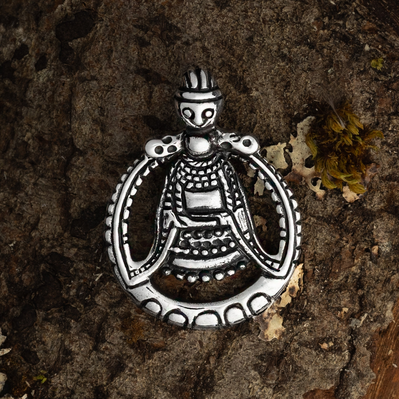 Freyja Amulet, Silver