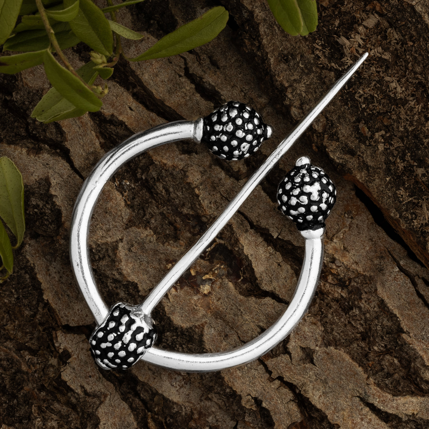 Silver Fibula, Thistle