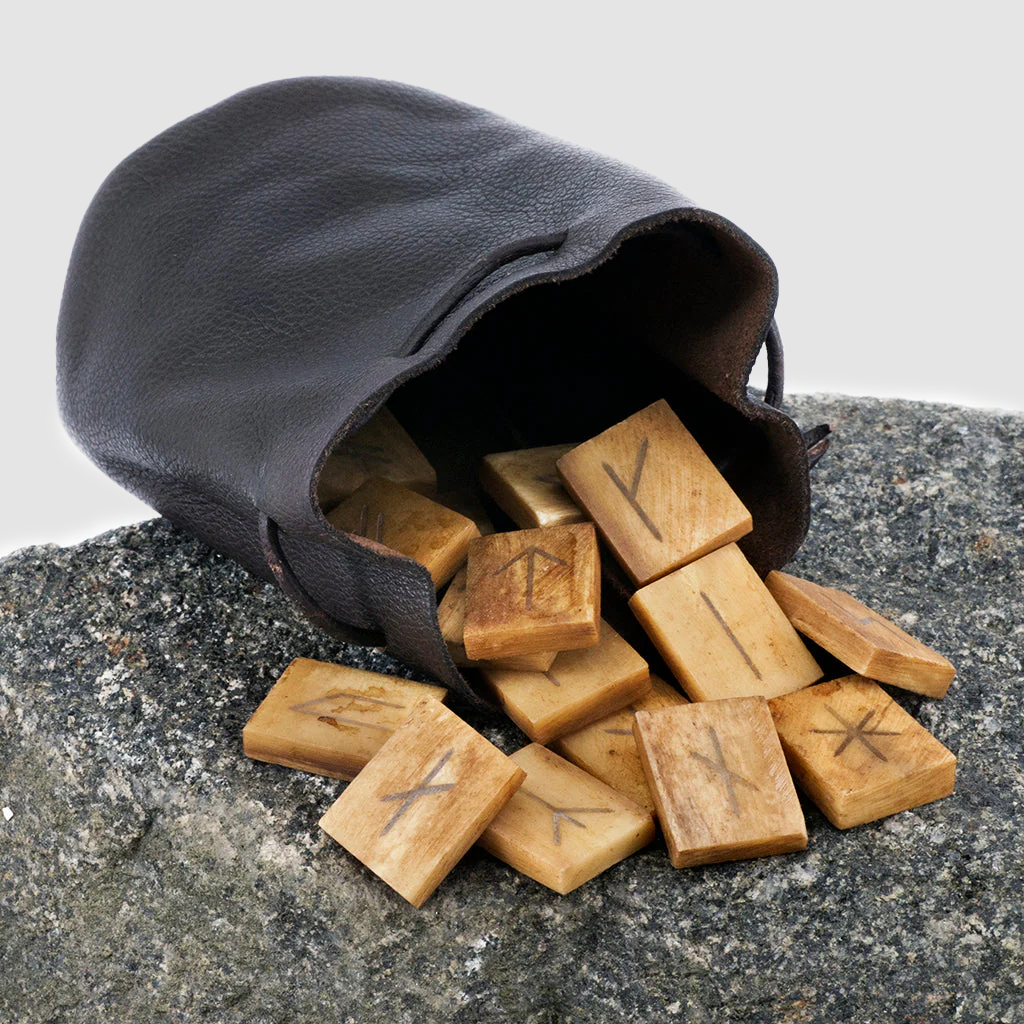 Runeuppsättning, yngre futhark