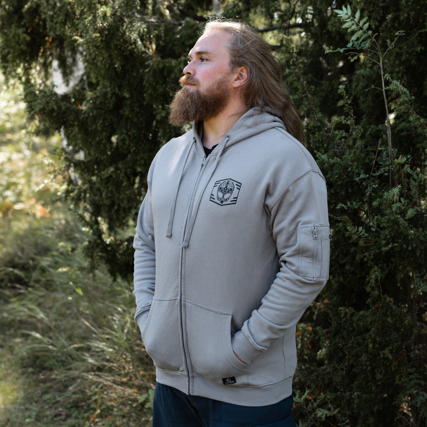 Premium huvtröja med dragkedja, Clan-hjälm, Grå