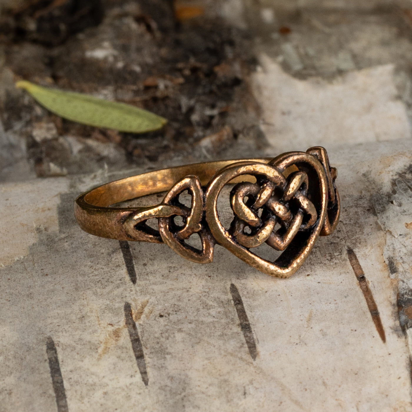 Hiarta ring, brons