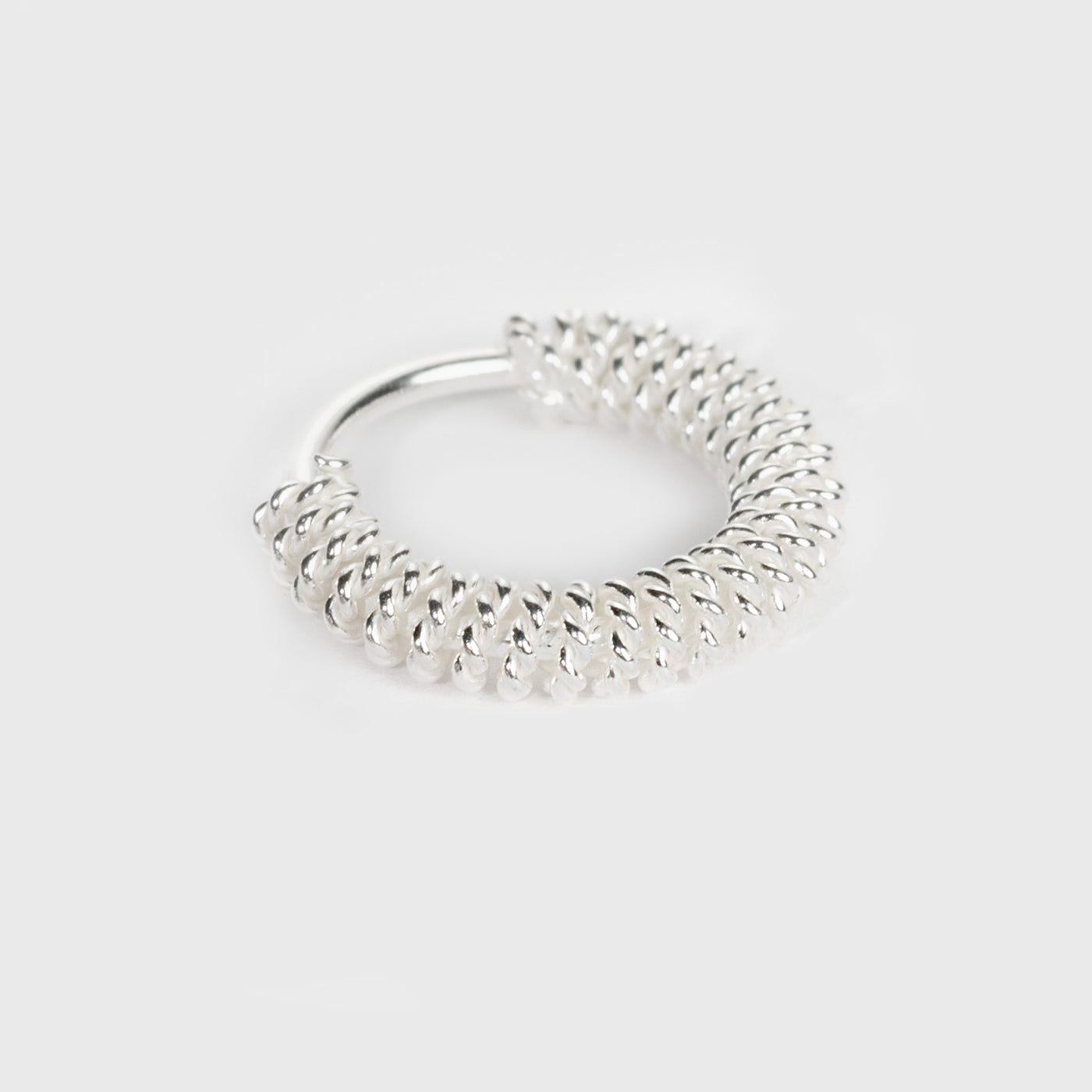Näsring i silver, flätad