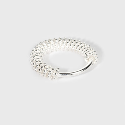 Näsring i silver, flätad