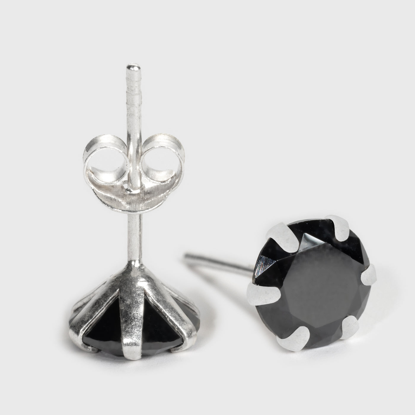 Svart Onyx och Silver Stiftörhängen