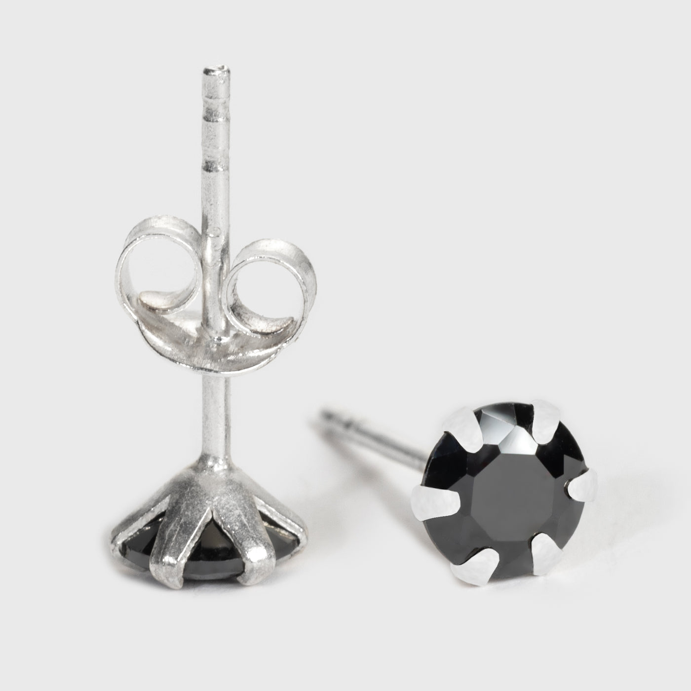 Svart Onyx och Silver Stiftörhängen