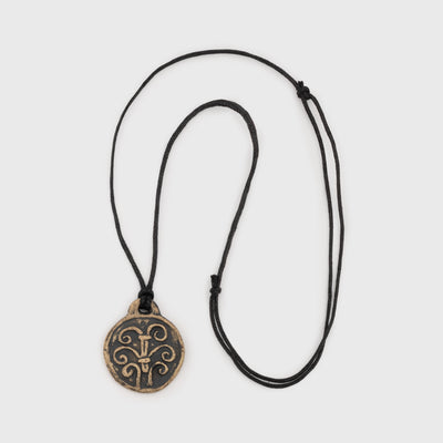 Yggdrasil, Hänge i Keramik