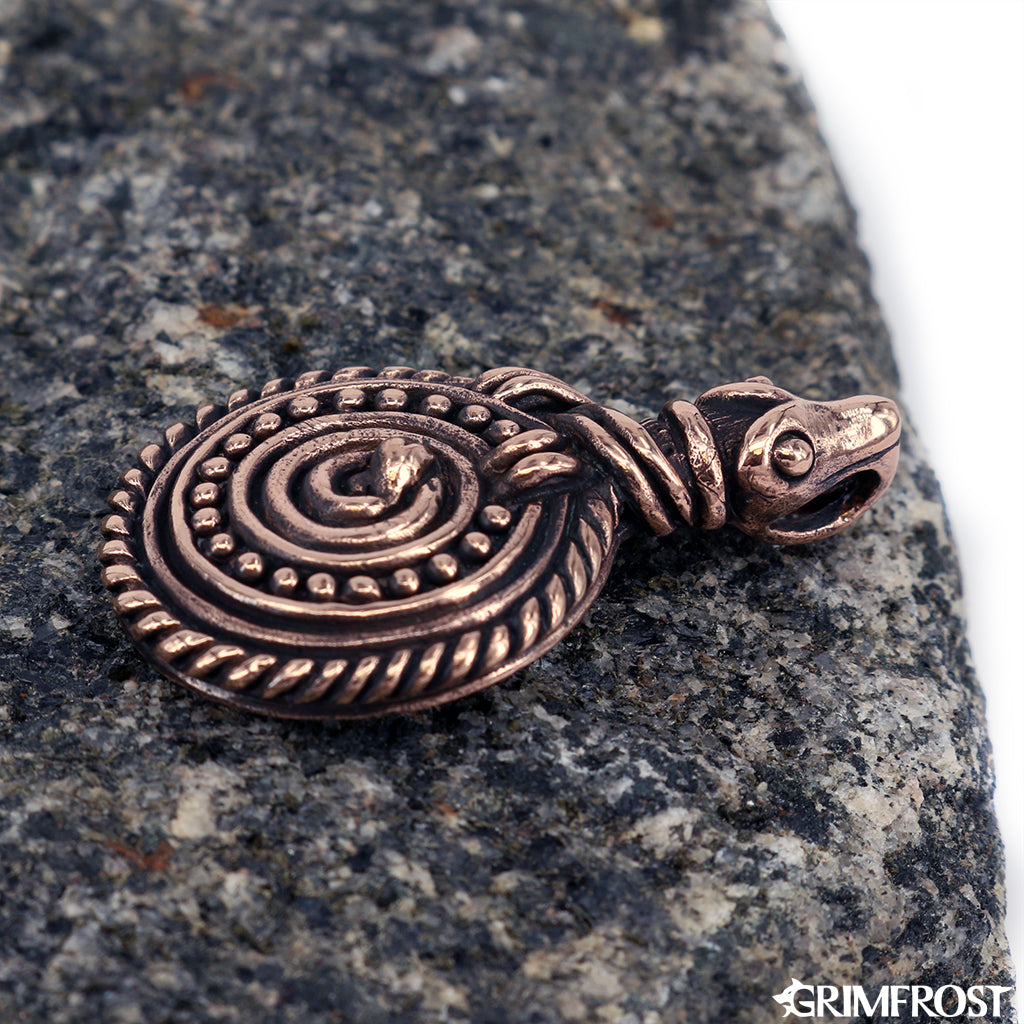 Pendants - Nidhöggr Amulet, Bronze - Grimfrost.com