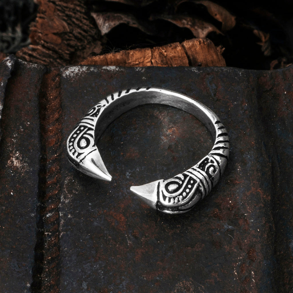 Ring, Huginn & Muninn, Silver