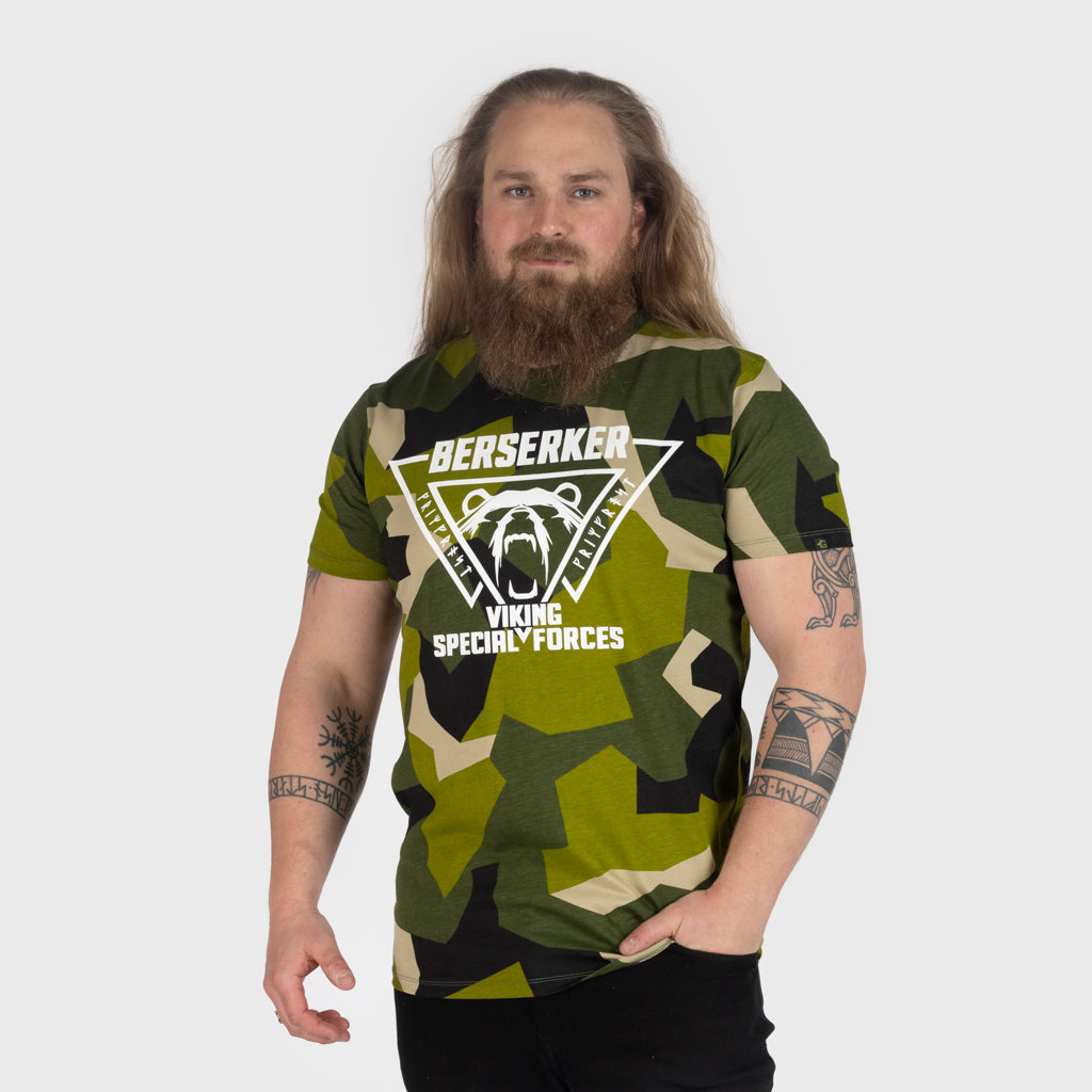 Premium t-shirt, Berserker, M90 Grön Camo