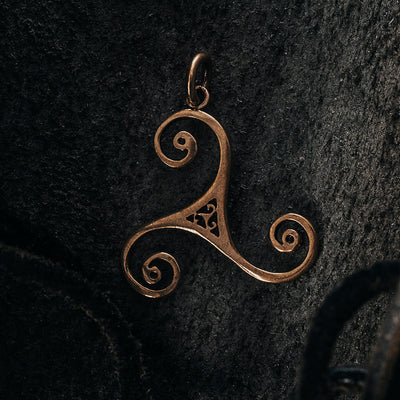 Pendants - Triskele Pendant, Bronze - Grimfrost.com