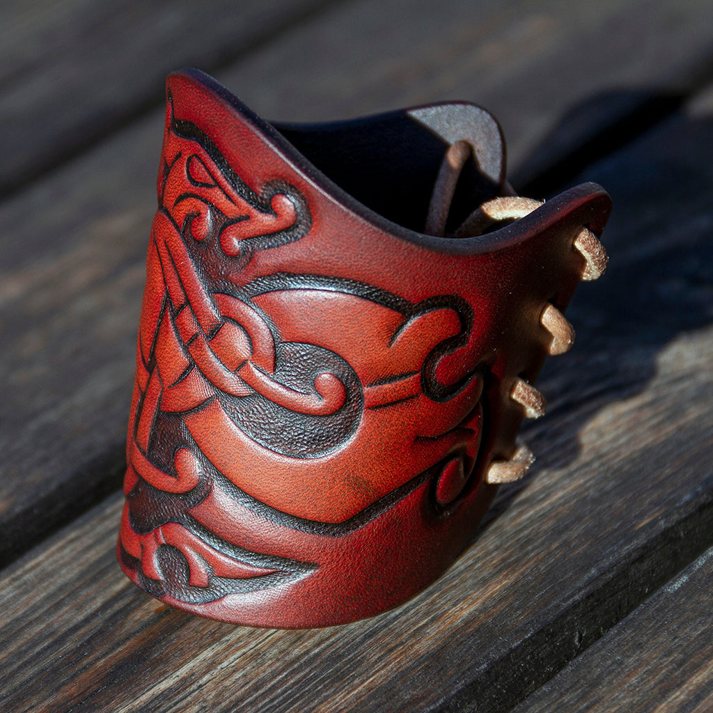 Premium Items - Premium Bracer, Gute Dreki - Grimfrost.com